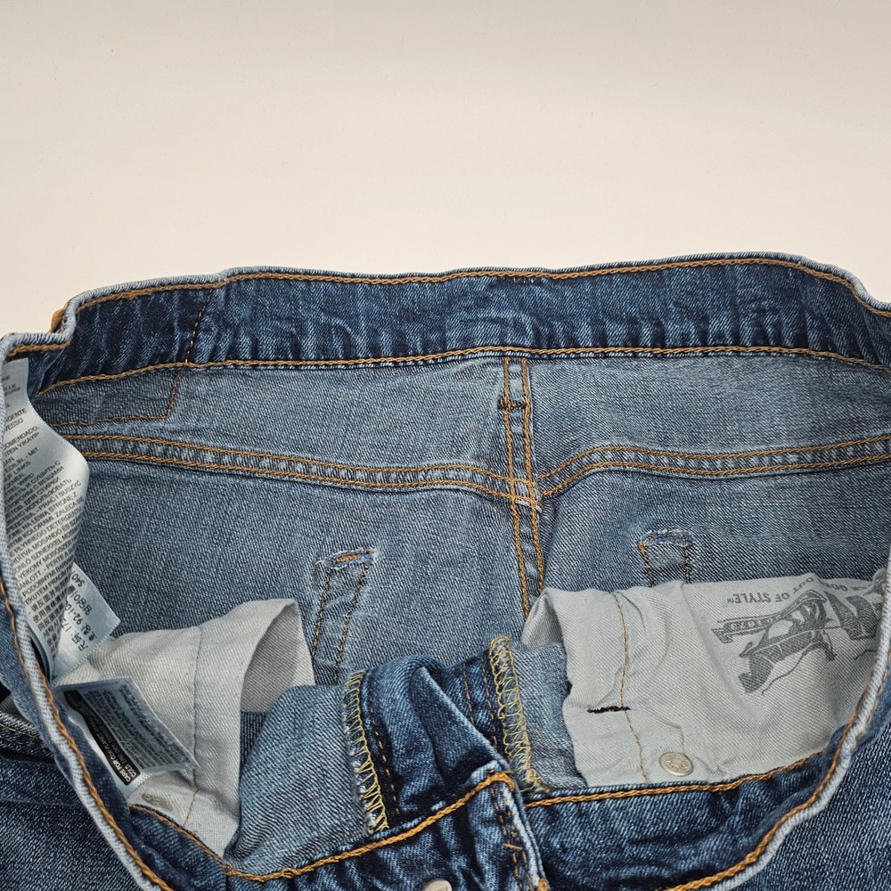 Levi's 514 Straight Fit Men's‎ Jeans Blue Denim W36 L32 Medium Wash Frayed Hem - Picture 2 of 6